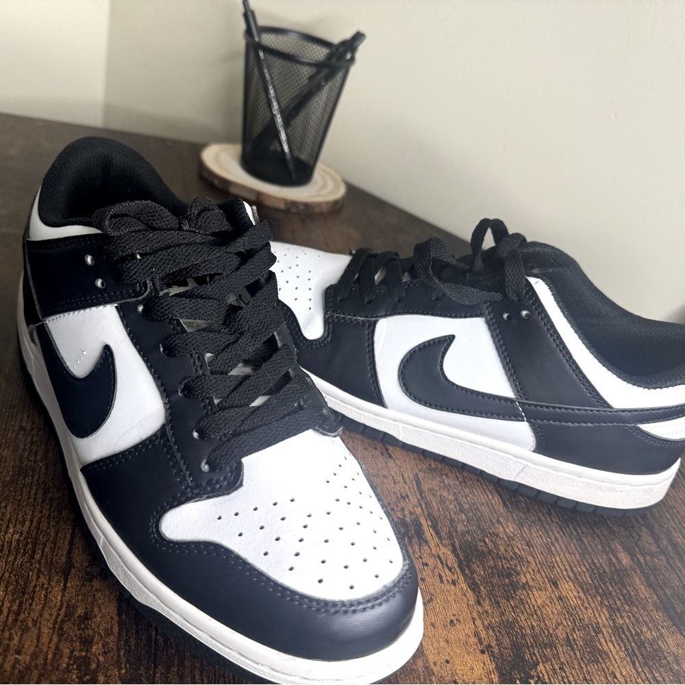 Nike Dunk Low Retro White Black Panda